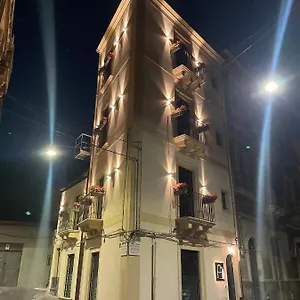 Vicolo San Gaetano -luxury Rooms- Italy